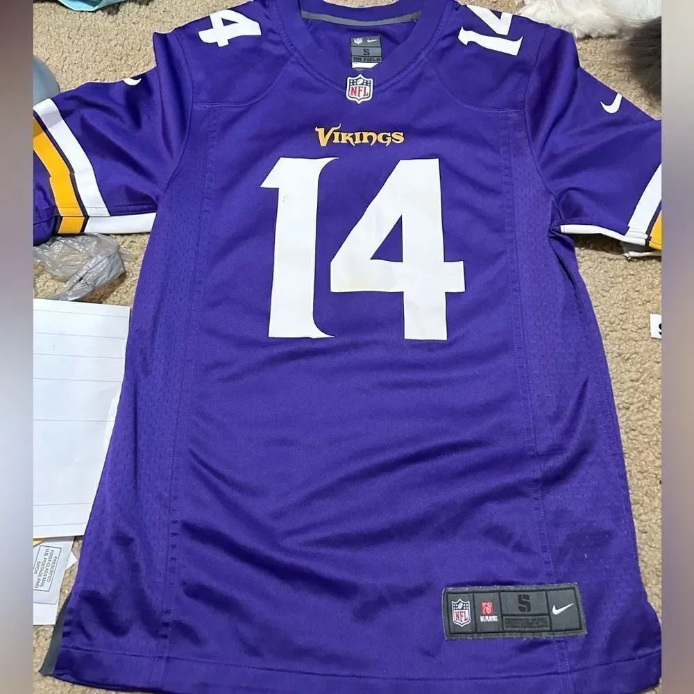 Nike Dri-Fit Minnesota Vikings Stefon Diggs Football Jersey